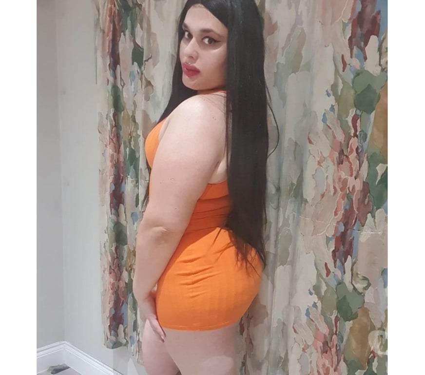 Trans Escorts North London Finsbury Park Station - North London - Photos for Transgender Laura BIG NATURAL BUBBLE BUTT SEXY CURVES
