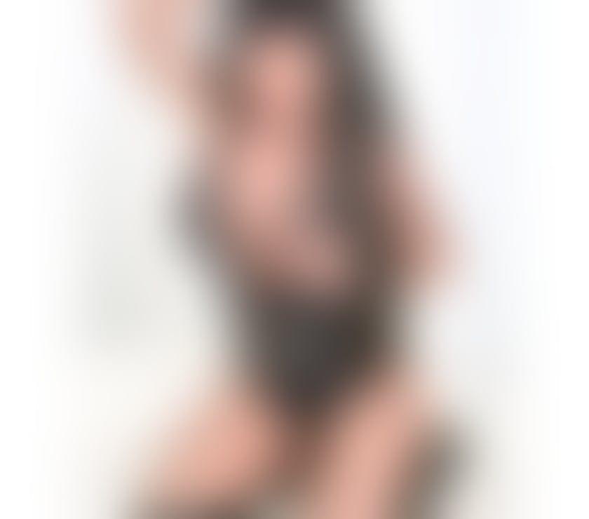 Trans Escorts Hampshire Southampton - Photos for TS Dominatrix Party Delightful Brazilian Kiss MILF