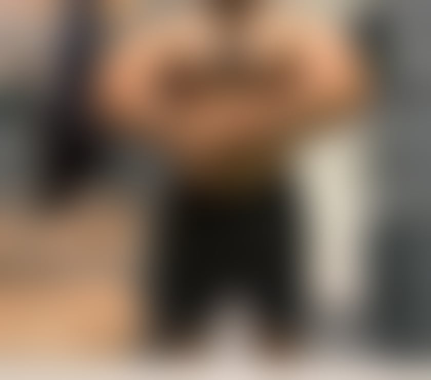 Photos for Big muscle master and also masseur