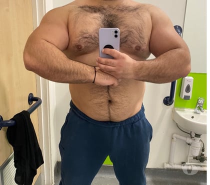 Photos for Big muscle master and also masseur