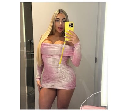 Escorts Watford Town Centre Watford - Photos for 🇧🇷HELLEN Brazil for a short time in WATFORD-WD17