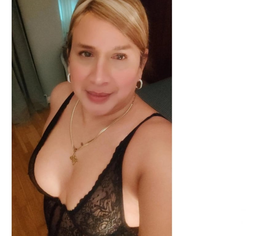 Escorts Derry and Strabane Londonderry - Derry and Strabane - Photos for Julay 💯x💯 New Transx🔥