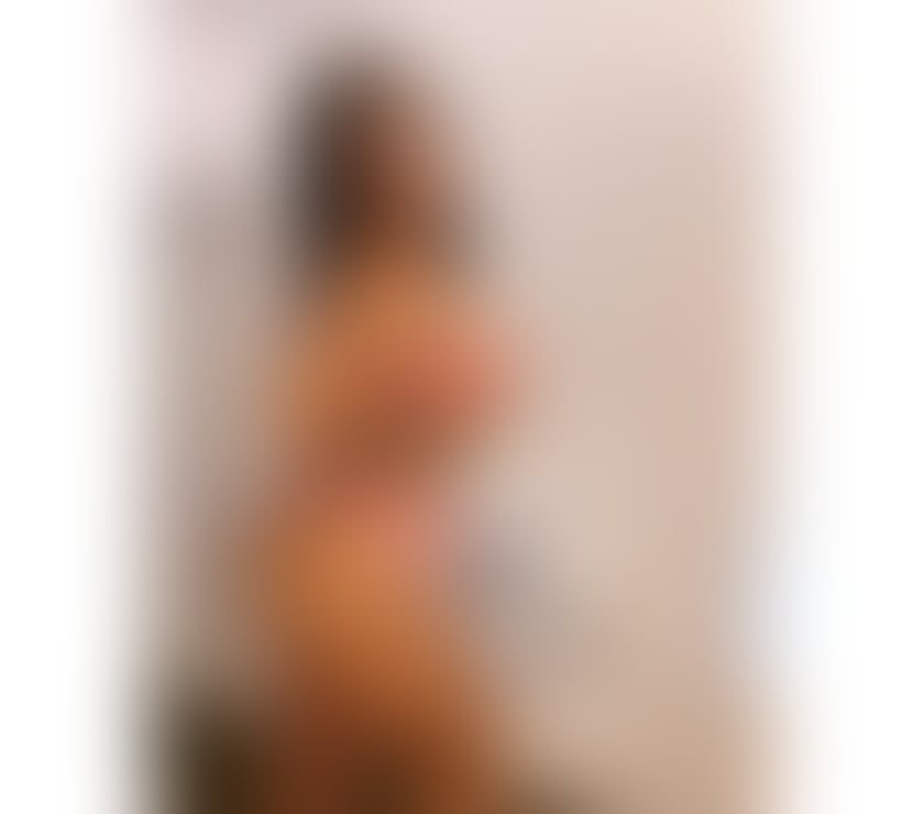 Escorts North West London Hendon Central Station - North West London - Photos for 💖Sophisticated Companion – Discreet & Unforgettable ✨