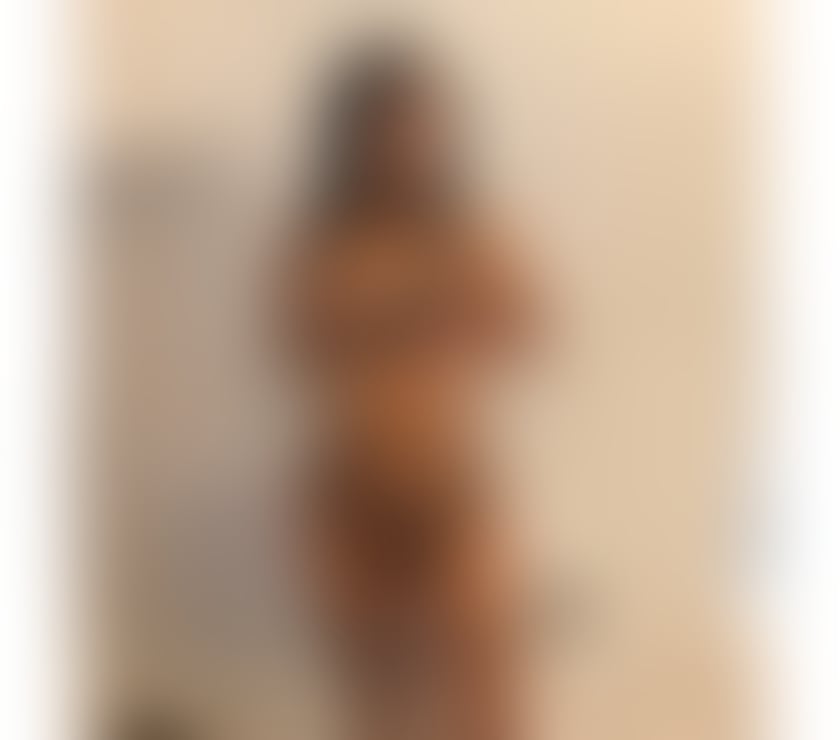 Escorts North West London Hendon Central Station - North West London - Photos for 💖Sophisticated Companion – Discreet & Unforgettable ✨