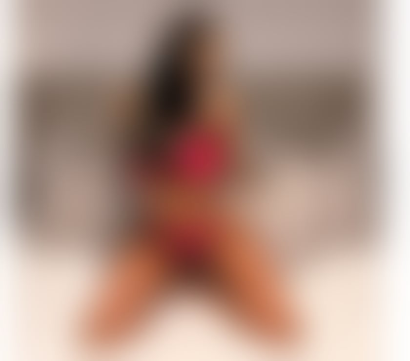 Escorts North West London Wembley Park - North West London - Photos for Elegant Brazilian Companion – Private Lux