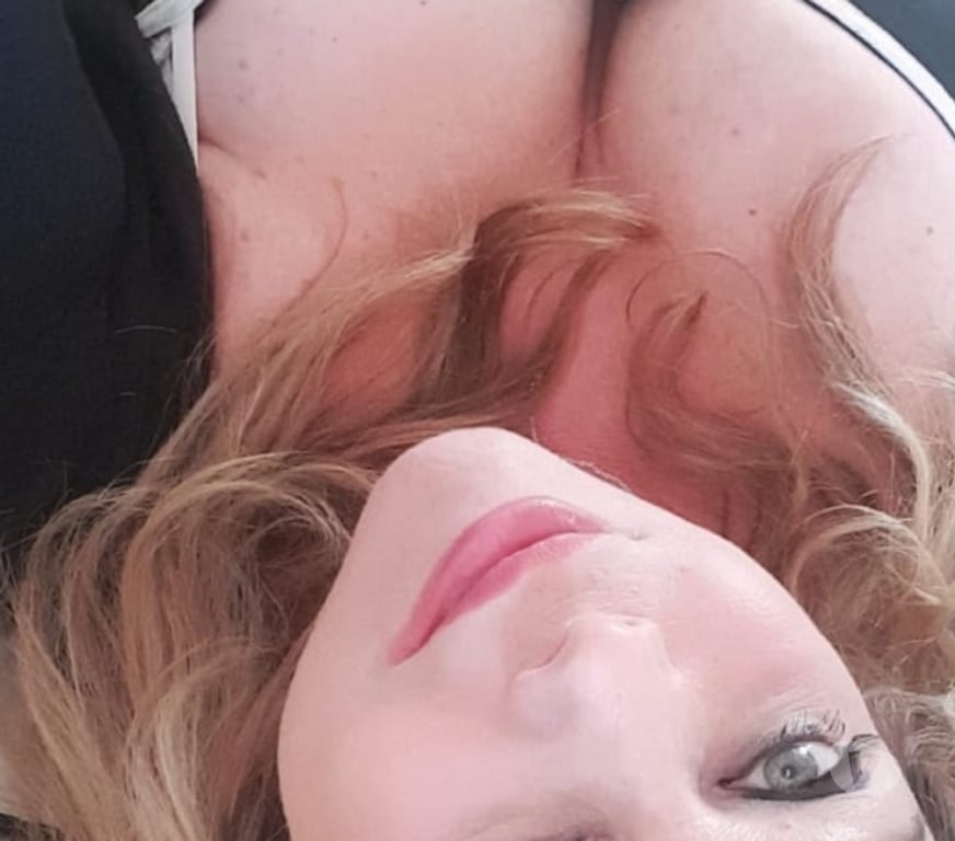 Escorts Buckinghamshire High Wycombe - Buckinghamshire - Photos for Lia......Mature escort and massage services