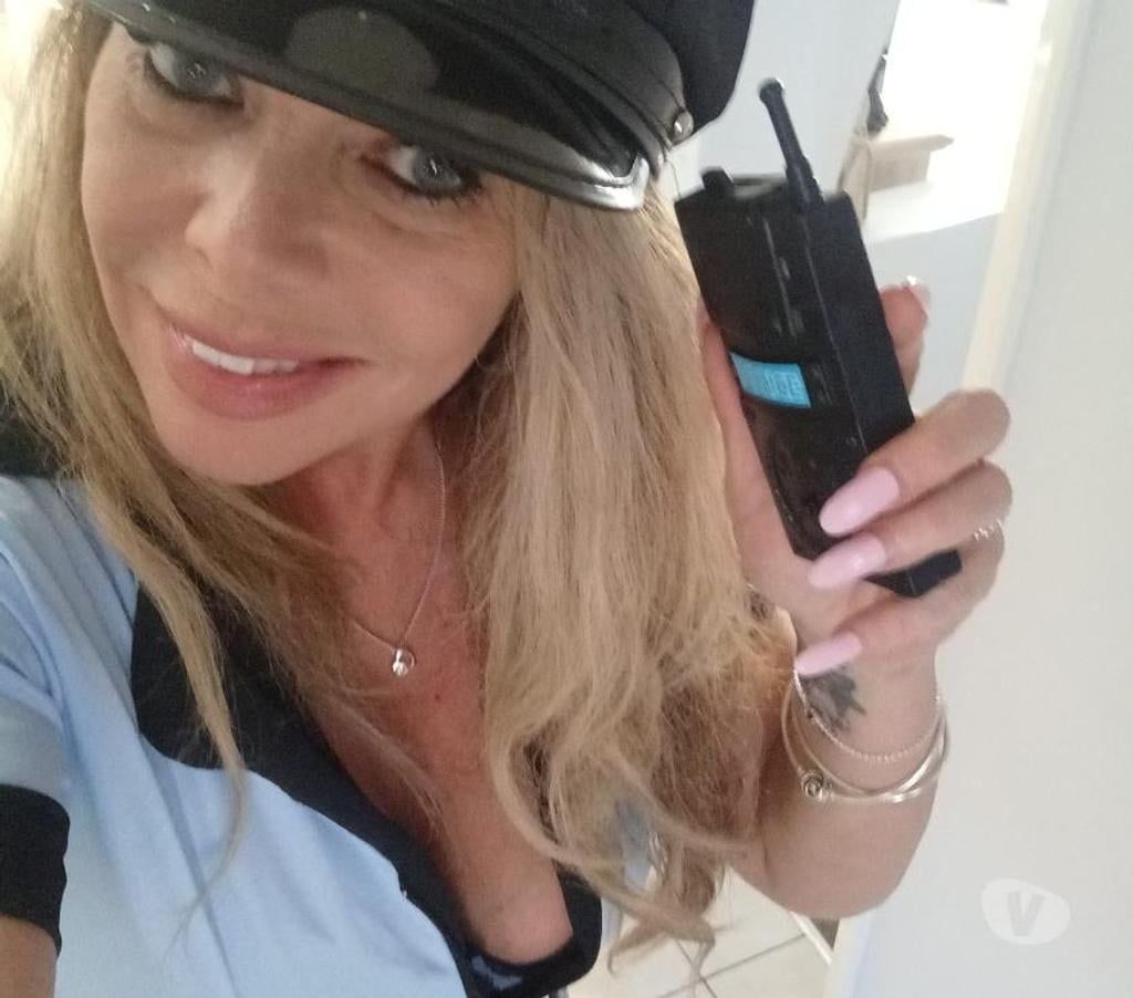 Escorts Buckinghamshire High Wycombe - Buckinghamshire - Photos for Lia......Mature escort and massage services