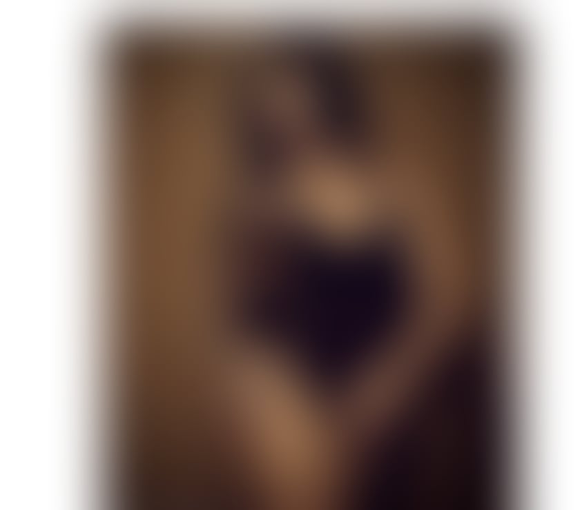 Escorts South West London Vauxhall - South West London - Photos for 🩷🩷ts ts thaizz bellucci 🩷🩷 vauxhall Station ts