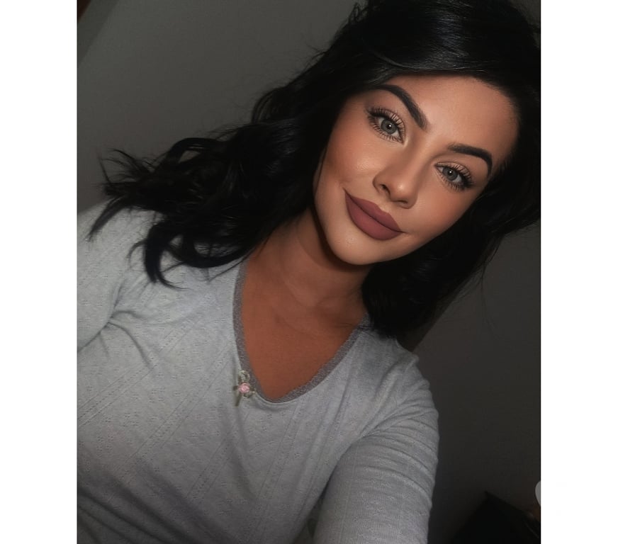 Adult Entertainment Oxfordshire Oxford - Photos for 07591263338. Northern British brunette. WhatsApp me 😚