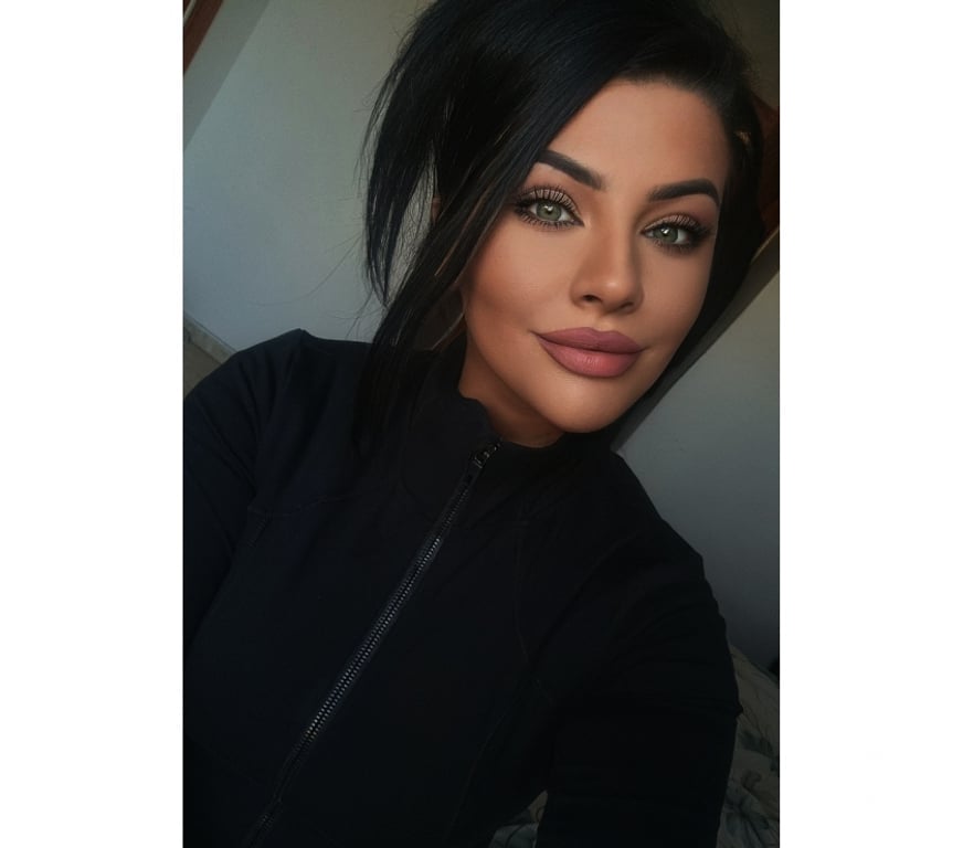 Adult Entertainment Oxfordshire Oxford - Photos for 07591263338. Northern British brunette. WhatsApp me 😚