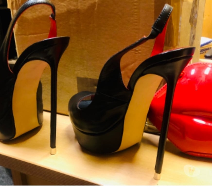 Gay Dating West London Ealing - West London - Photos for Blonde 4 African men