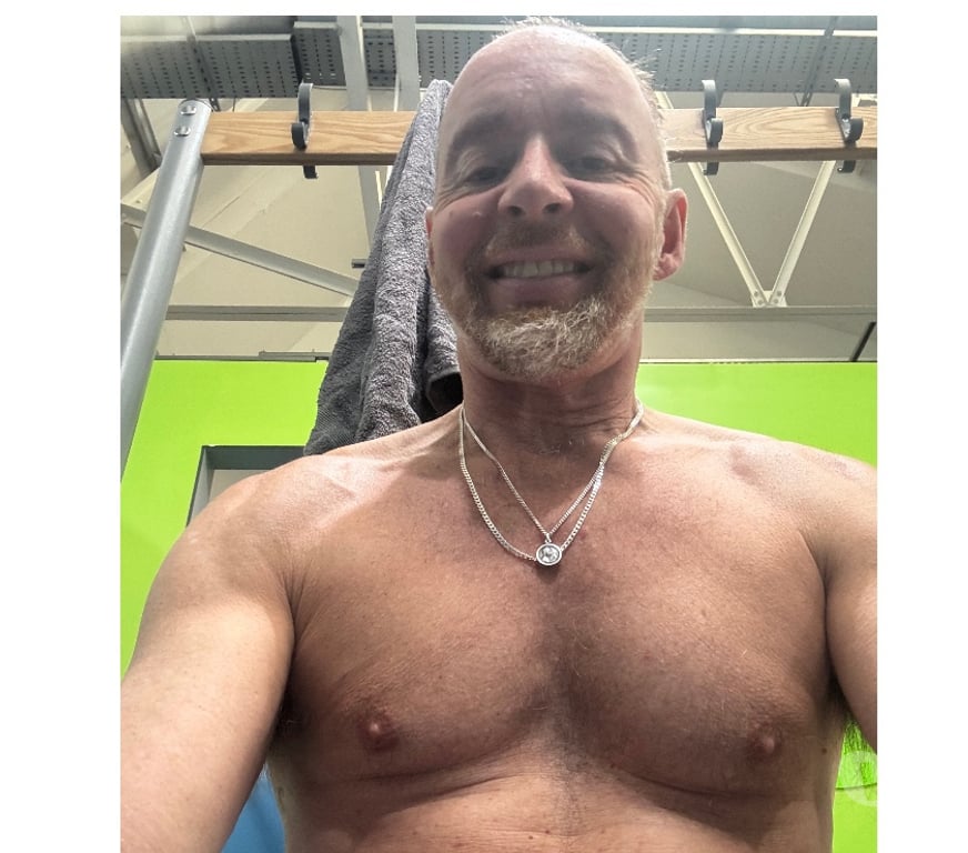 Escorts Devon Plymouth - Photos for DISCREET ESCORT SERVICES