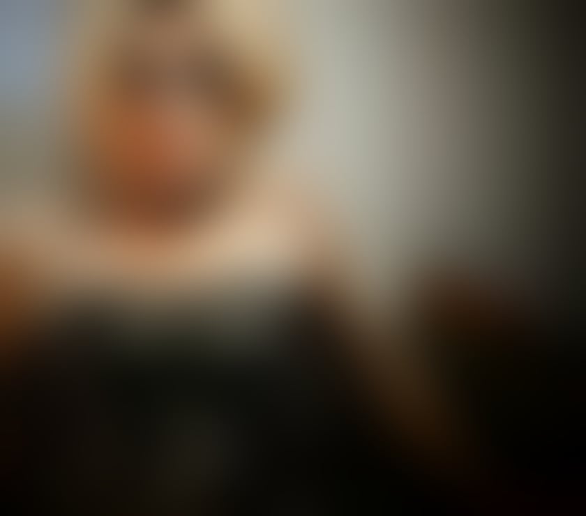 Trans Escorts West Midlands Dudley - Photos for Mature British TVS experienced proven track record .