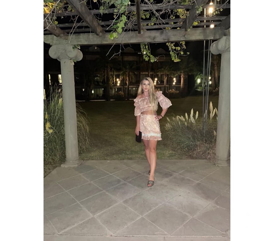 Escorts Buckinghamshire Milton Keynes - Photos for Chloe & polish beauty & full gfe & 100% real pic xx 💋