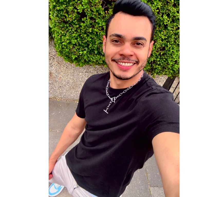  Gay massage North London Enfield - Photos for Brazilian available 🇧🇷
