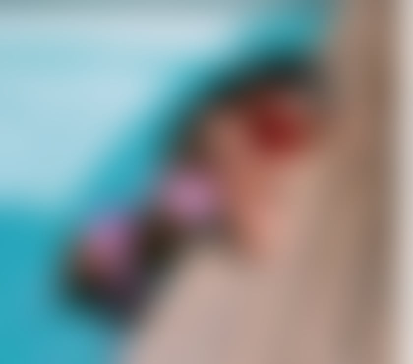  Escorts & Erotic Massage Plumstead South East London - Photos for Sweet Caramel plug