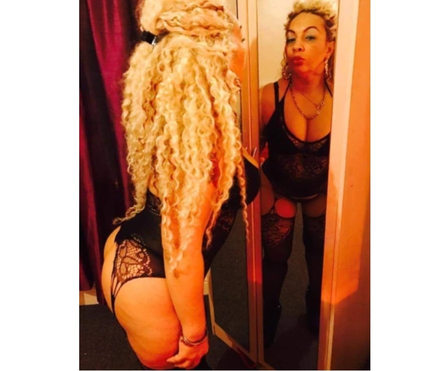 Escorts West Yorkshire Leeds - Photos for Vanessa milf FULL SERVICES SWEET BIG ASS🔞💋💋💋