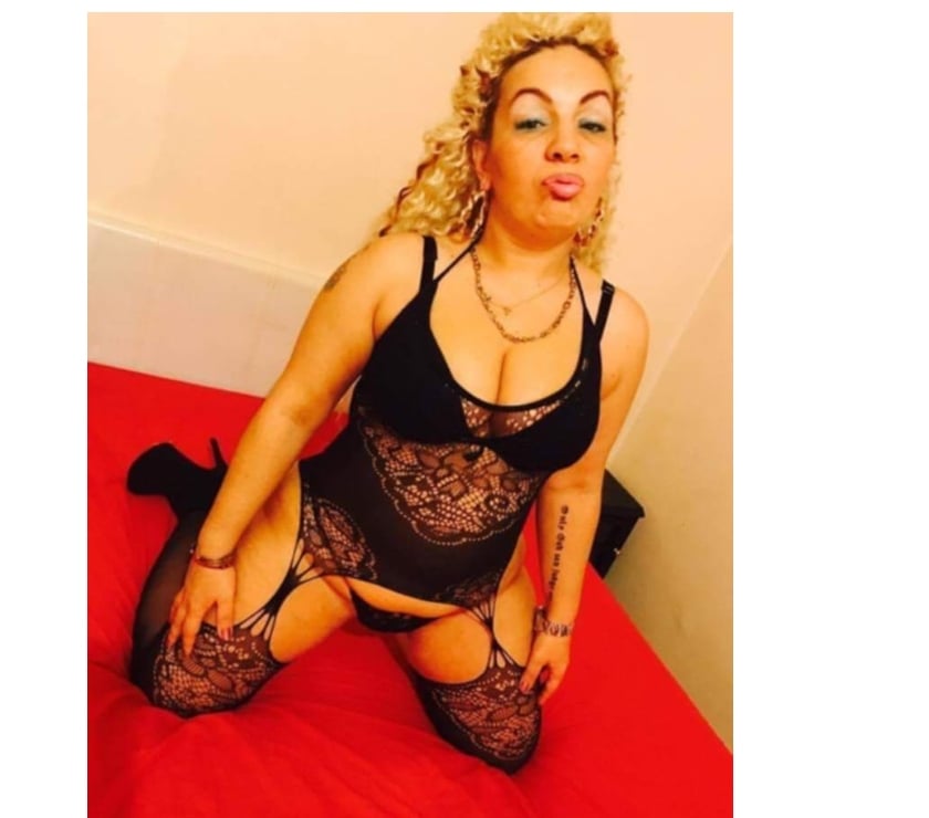 Escorts West Yorkshire Leeds - Photos for Vanessa milf FULL SERVICES SWEET BIG ASS🔞💋💋💋