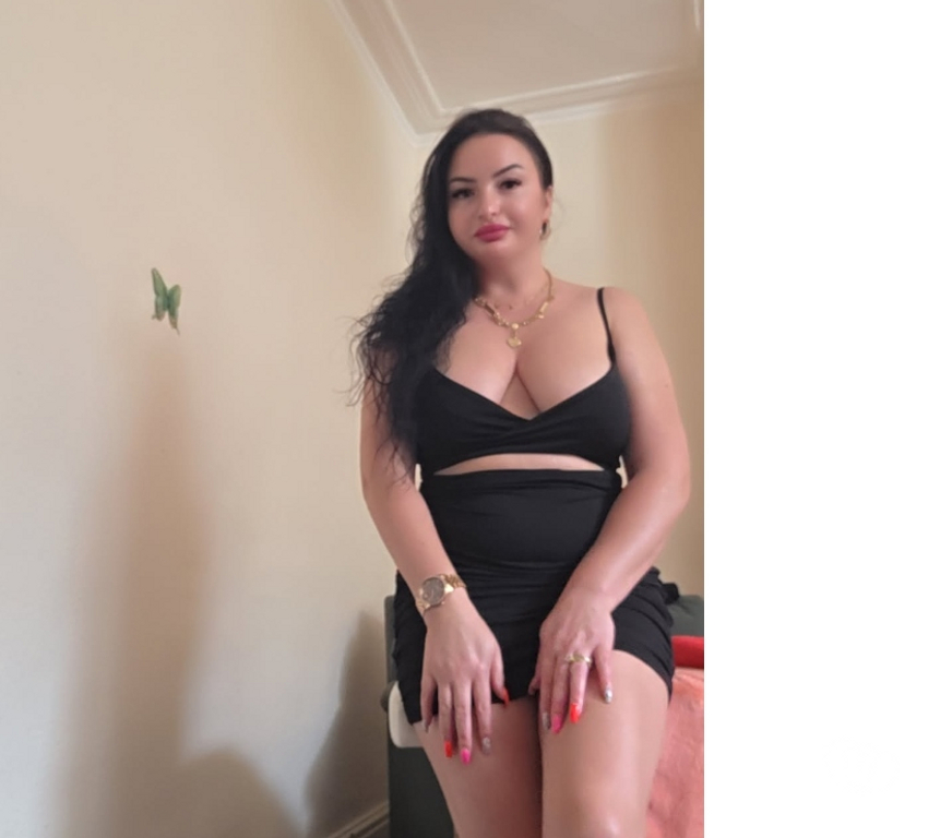 Escorts West Yorkshire Leeds - Photos for Massage Dee tissue Swedish by Jennifer 💆‍♂️