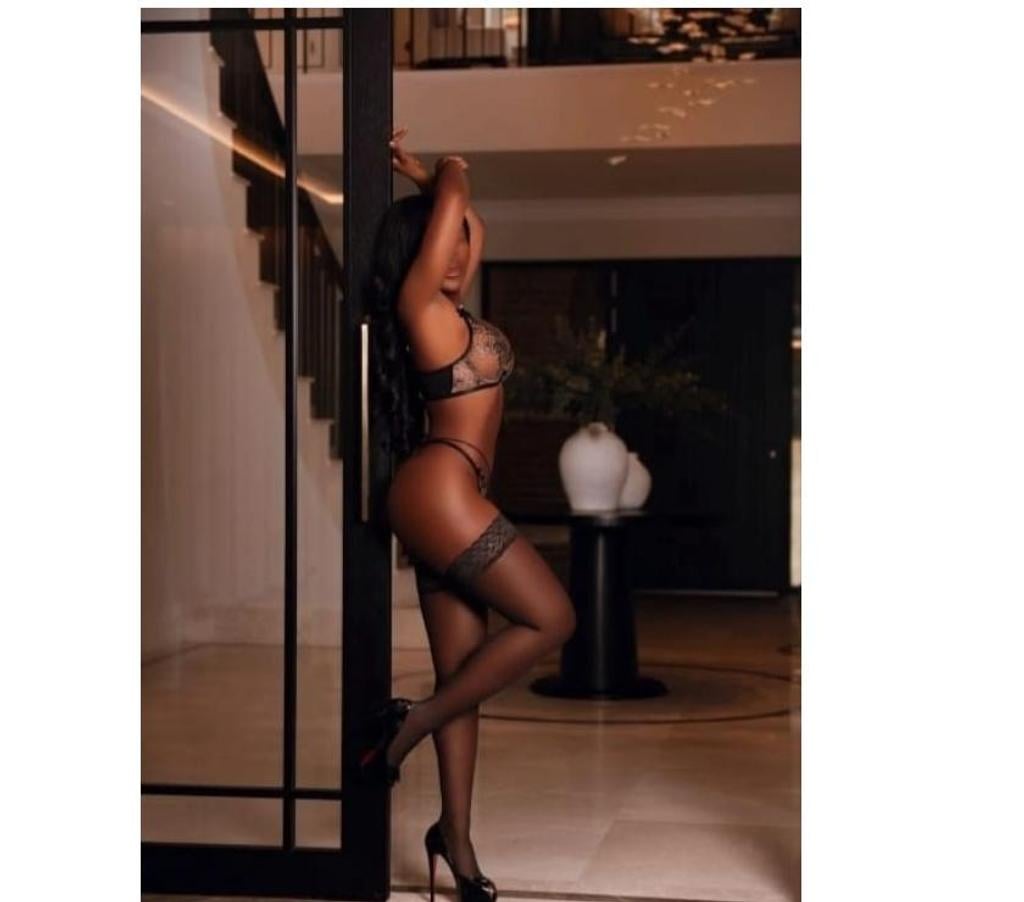 Escorts West Midlands Birmingham - Photos for Sarah SOMALIAN Abony in Birmingham