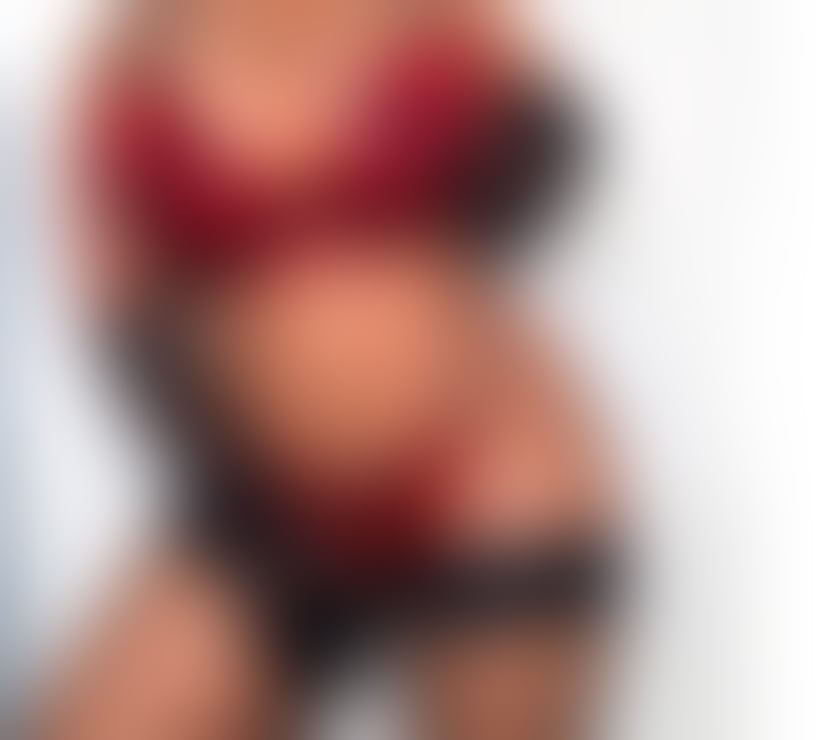 Photos for Busty Curvy Sexy Africa Kiara