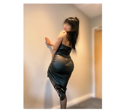  Escorts North Finchley North London - Photos for 🐆PETITE👄 CHLOE 09.00-21:00 🌟 UNTIL FRIDAY 💥