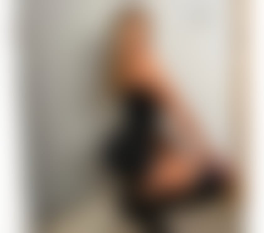 Photos for 🔞REAL PARTY GIRL🥂Outcall only🍒verify by videocall