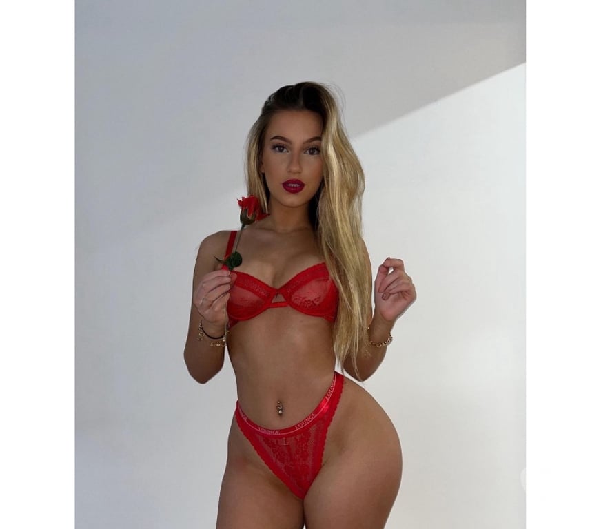 Escorts South West London Kingston upon Thames - Photos for AMANDA❤️‍🔥PARTY GIRL🍾🥂NEW GIRL IN TOWN😘