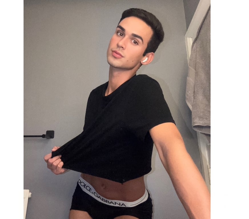  Gay massage East London Canary Wharf - East London - Photos for Pedro Young hot bottom 🍑🔥