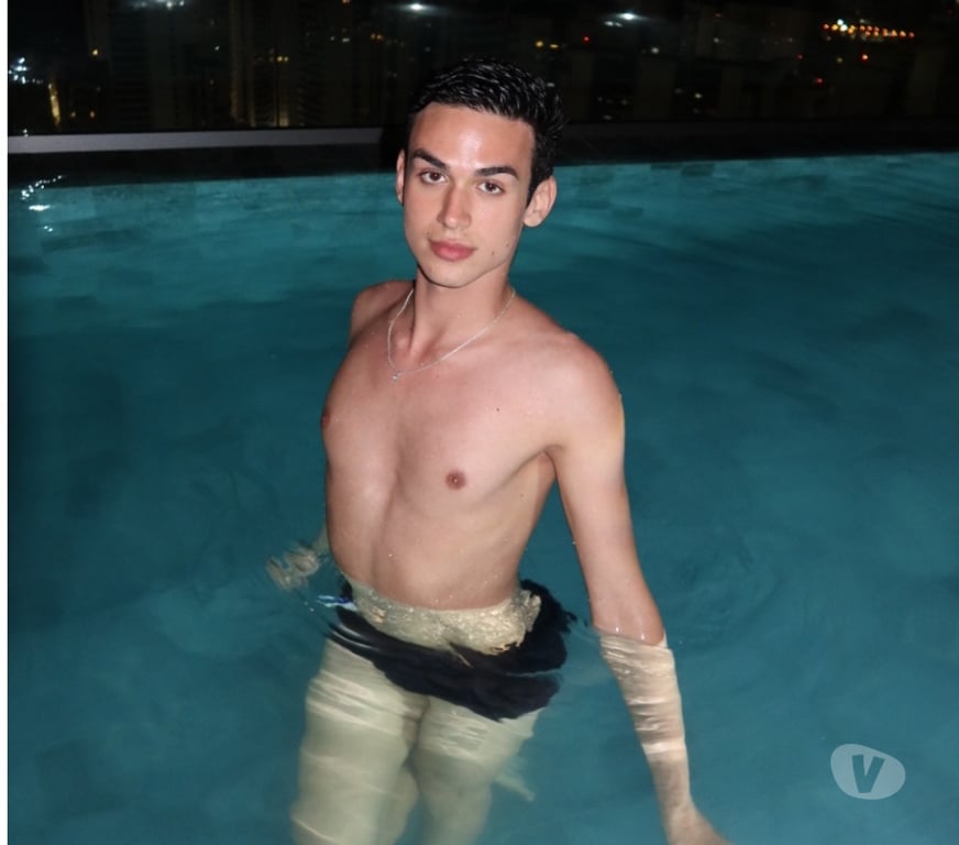  Gay massage East London Canary Wharf - East London - Photos for Pedro Young hot bottom 🍑🔥