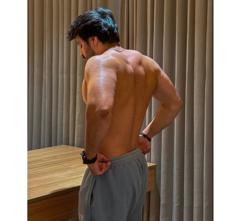 Escorts West London Paddington - West London - Photos for Rahul 25 years old Indian