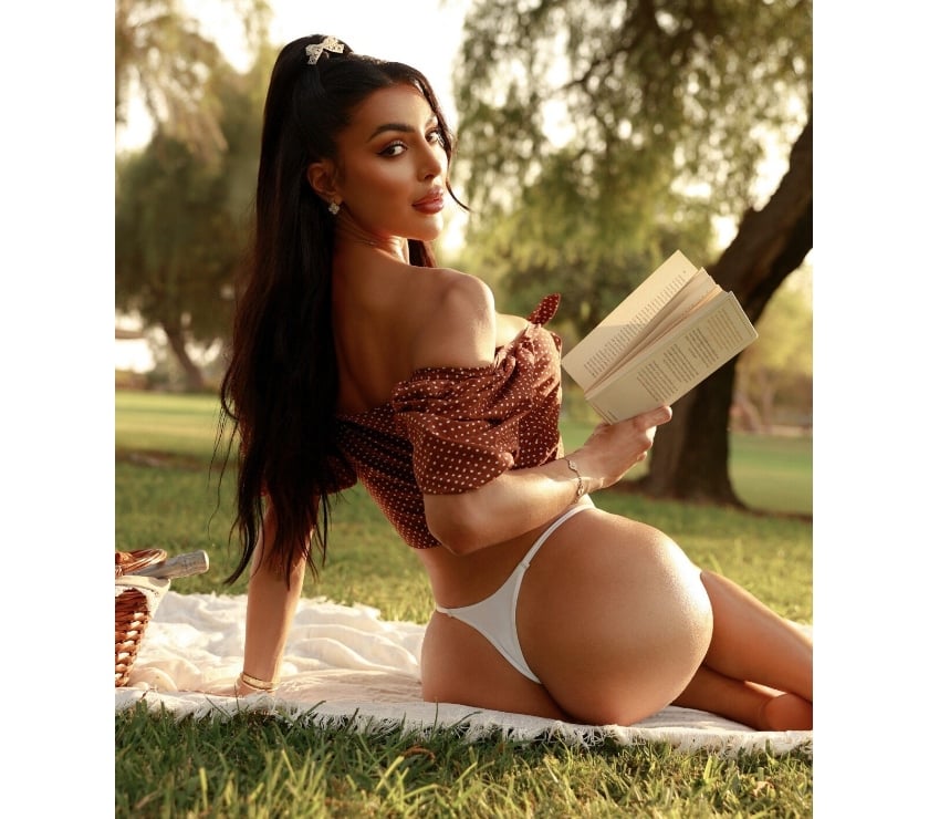 Escort Brentwood Station Brentwood - Photos for Franci😘 Luxury😘Hygiene education and respect define my