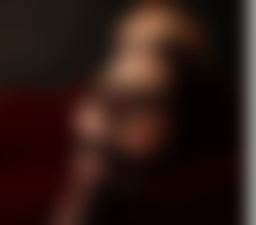 Escorts Euston West London - Photos for Massage and Kink session by Curvy Lady