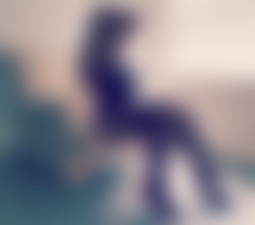 Escorts Hertfordshire Three Rivers - Photos for Massage by Mature Alice in Apsley