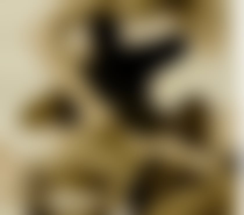 Escorts Central London Aldgate - Central London - Photos for Mature Blonde & Busty