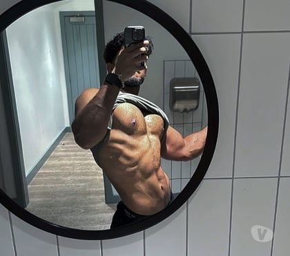  Gay massage Bond Street Central London - Photos for Hello London brown athlete here