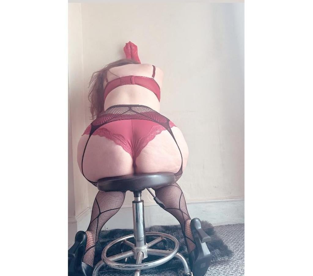 Escorts South East London Croydon - Photos for CURVY OLIVIA IN CROYDON 30min £60 1hour £90