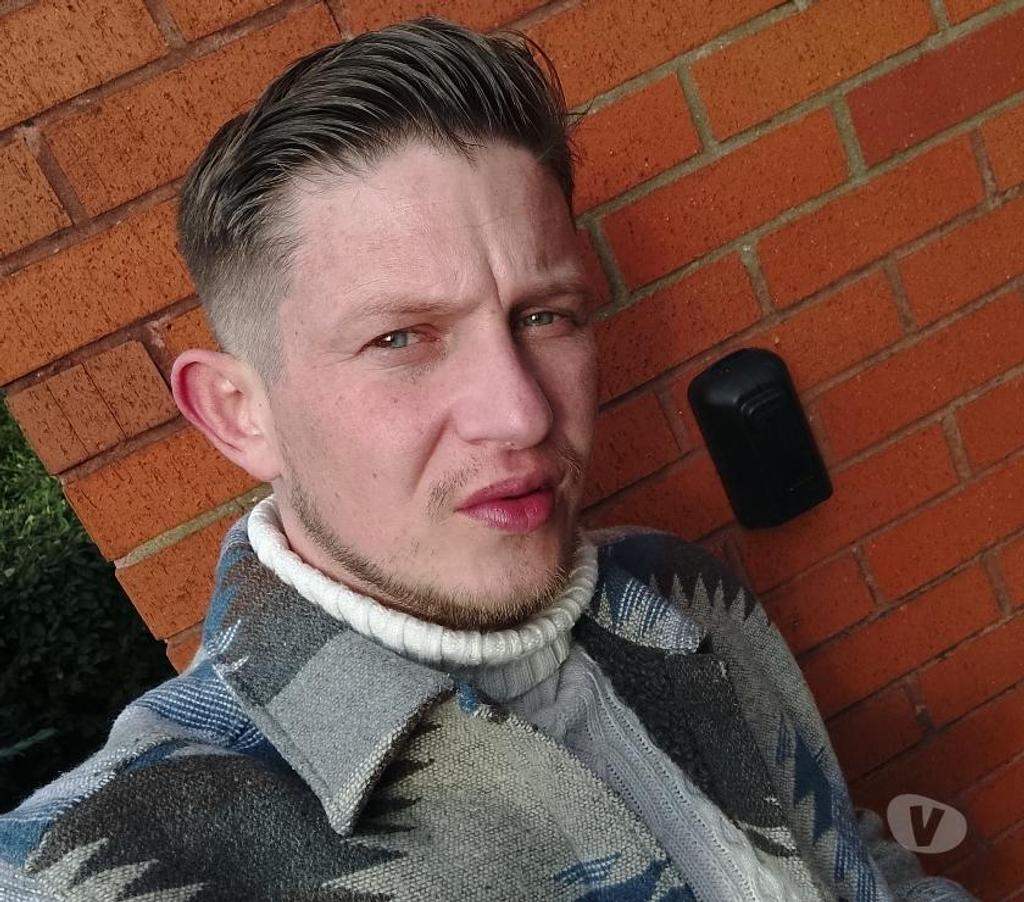  Gay massage West Midlands Dudley - Photos for Massage one to one