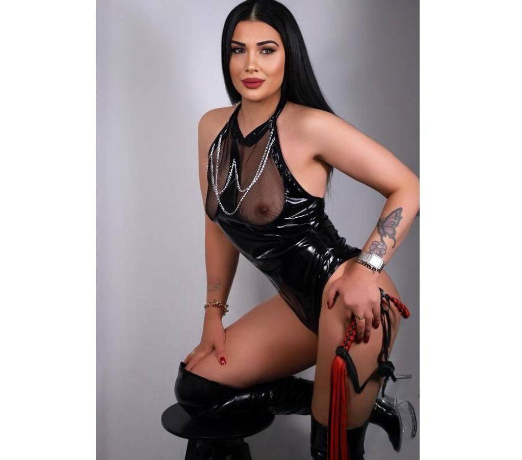 Escorts South West London Earls Court - South West London - Photos for Mistress Gina ❤️❤️ in town