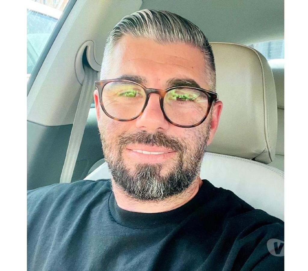 Escorts Norfolk Norwich - Photos for Male for Women Companion for Events & Social Engagements