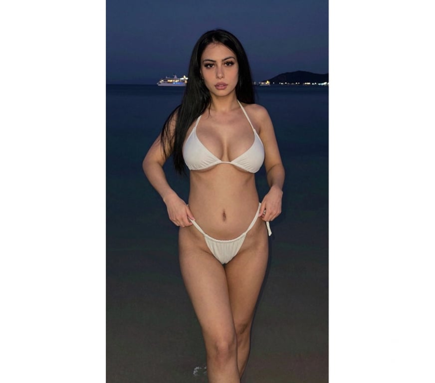 Escorts Greater Manchester Manchester - Photos for PLAYFUL MIND 🛑 ELEGANT ATTITUDE 💢 PARTY GIRL 🚺