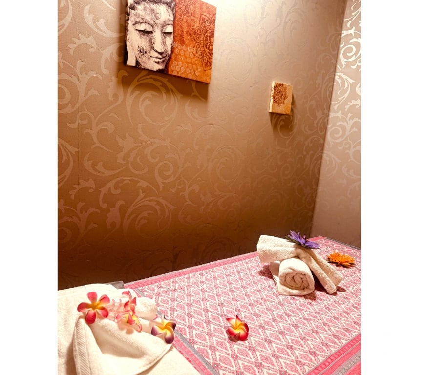 Full body massage Merseyside Wirral - Photos for Massage and spa treatments available
