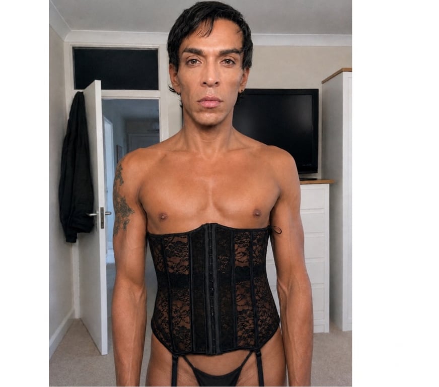  Gay massage North London Palmers Green - North London - Photos for Smooth Latino Bottom Offering a Discreet Experience. N13