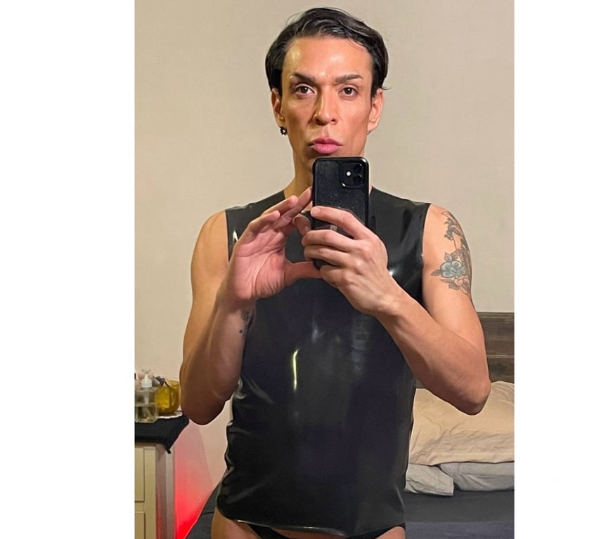  Gay massage North London Palmers Green - North London - Photos for N13 4QG. Smooth Latino BOTTOM. READ INFORMATION BELOWn