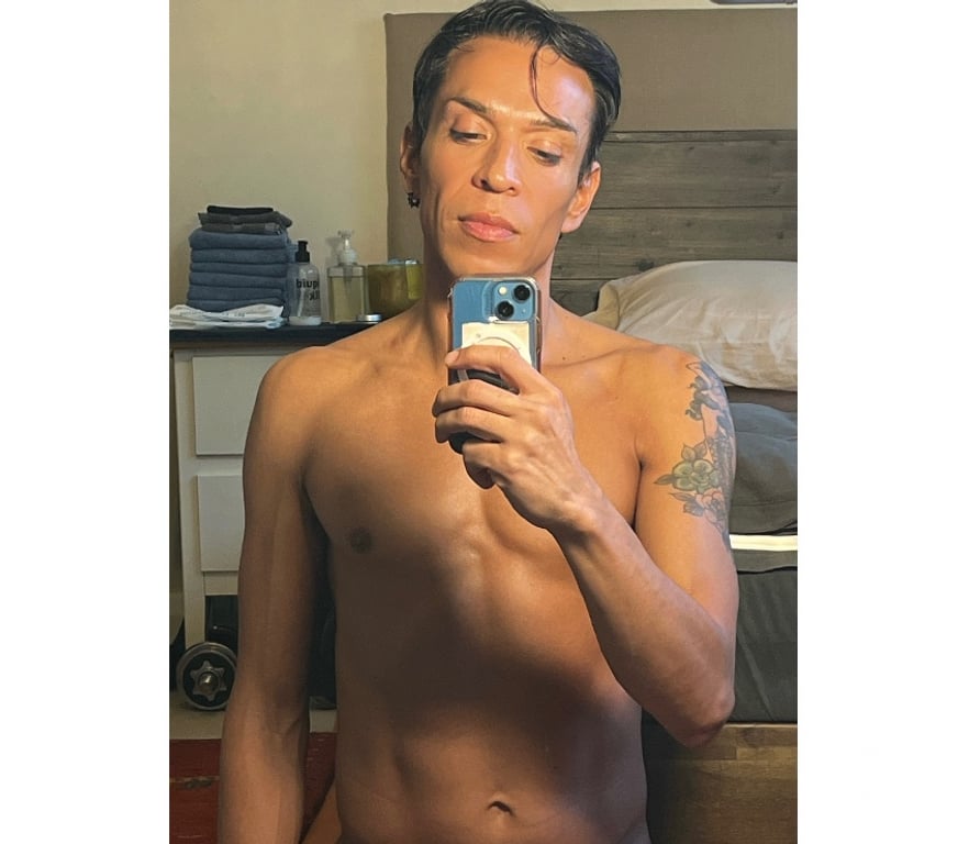 Escorts North London Palmers Green - North London - Photos for N13 4QG. Smooth Ass Silk Latino BOTTOM. EROTIC Massge+ More