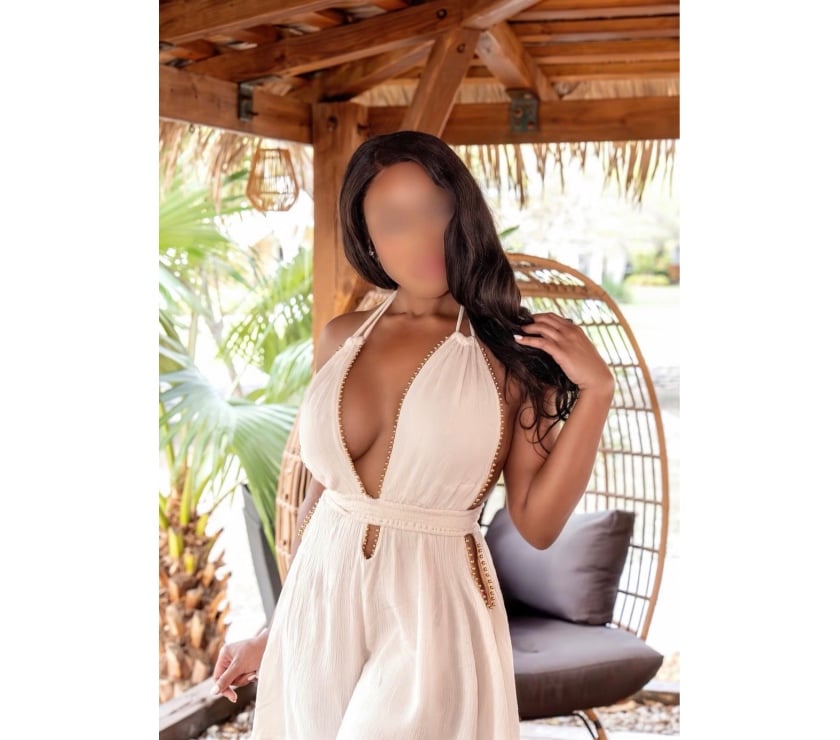 YOUR GIRL NEXT DOOR ❤️ JENNY❤️ NEW IN TOWN