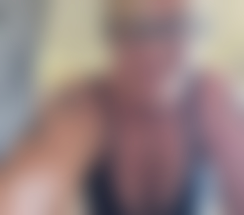 Adult Entertainment Hampshire Test Valley - Photos for Curvy_Clare for video calls and text