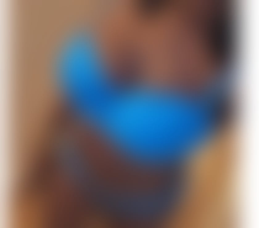 Escort Bradford City Centre Bradford - Photos for Ebony Naomi Available for Incalls!x
