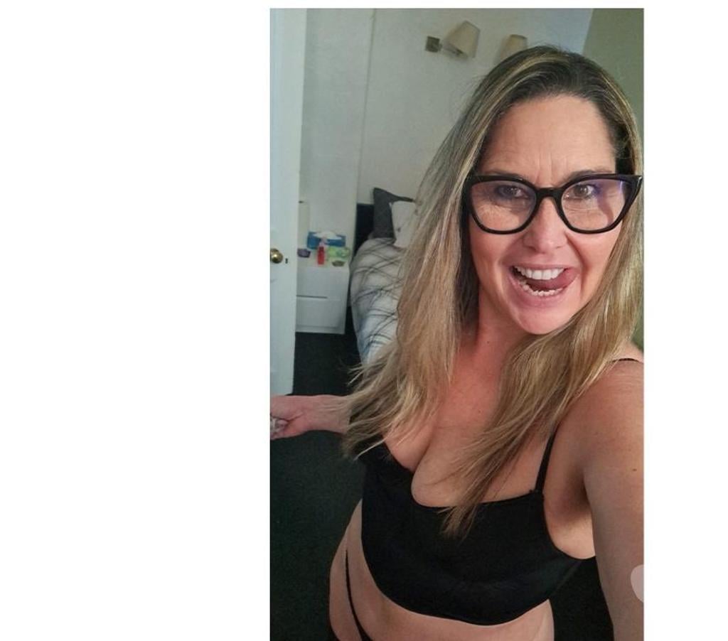 Escorts Edinburgh West End, Stockbridge and Fountainbridge - Edinburgh - Photos for Jovana Mel Beautiful Milf🔥Brazilian 🇧🇷