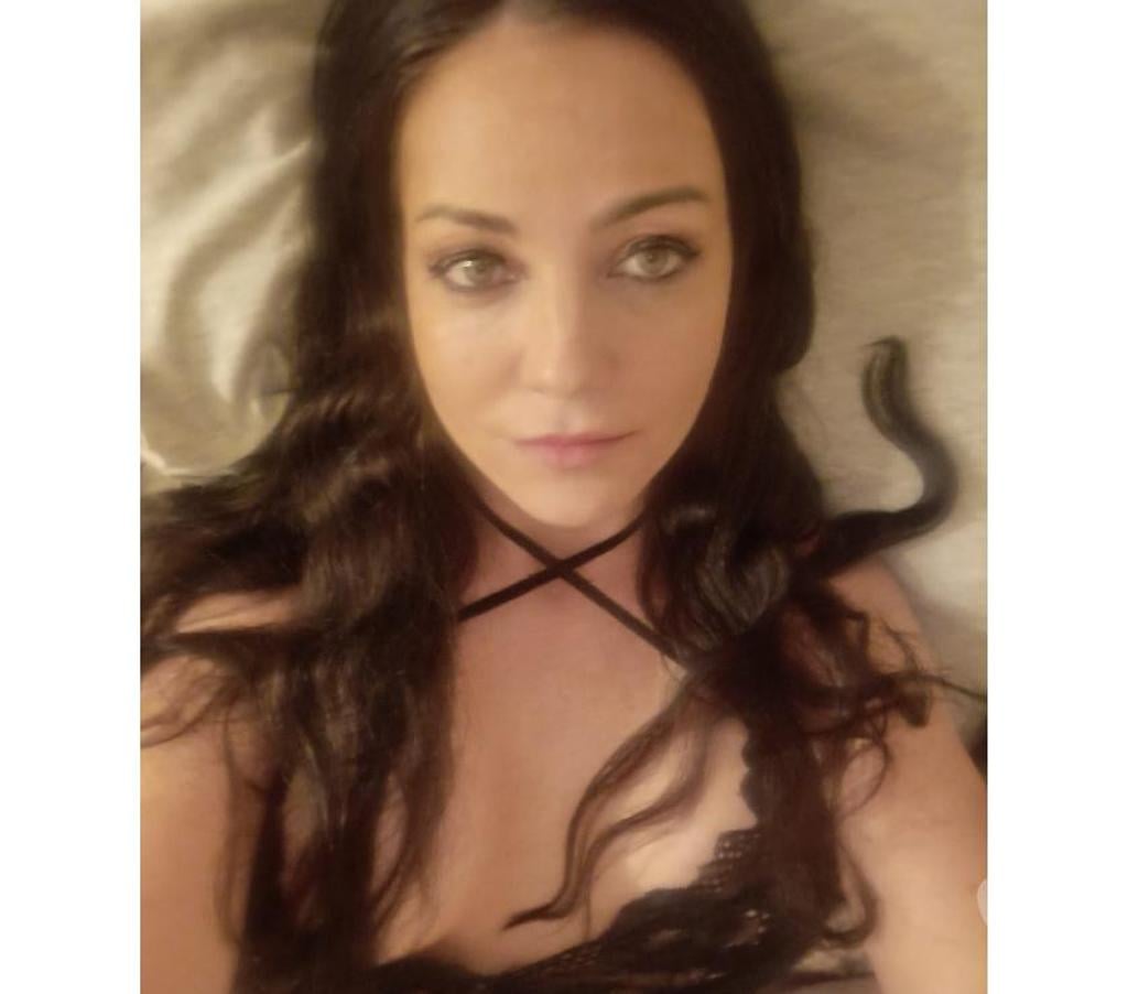 Escorts Essex Colchester - Photos for Enjoy a slow, sensual B2B massage with relif